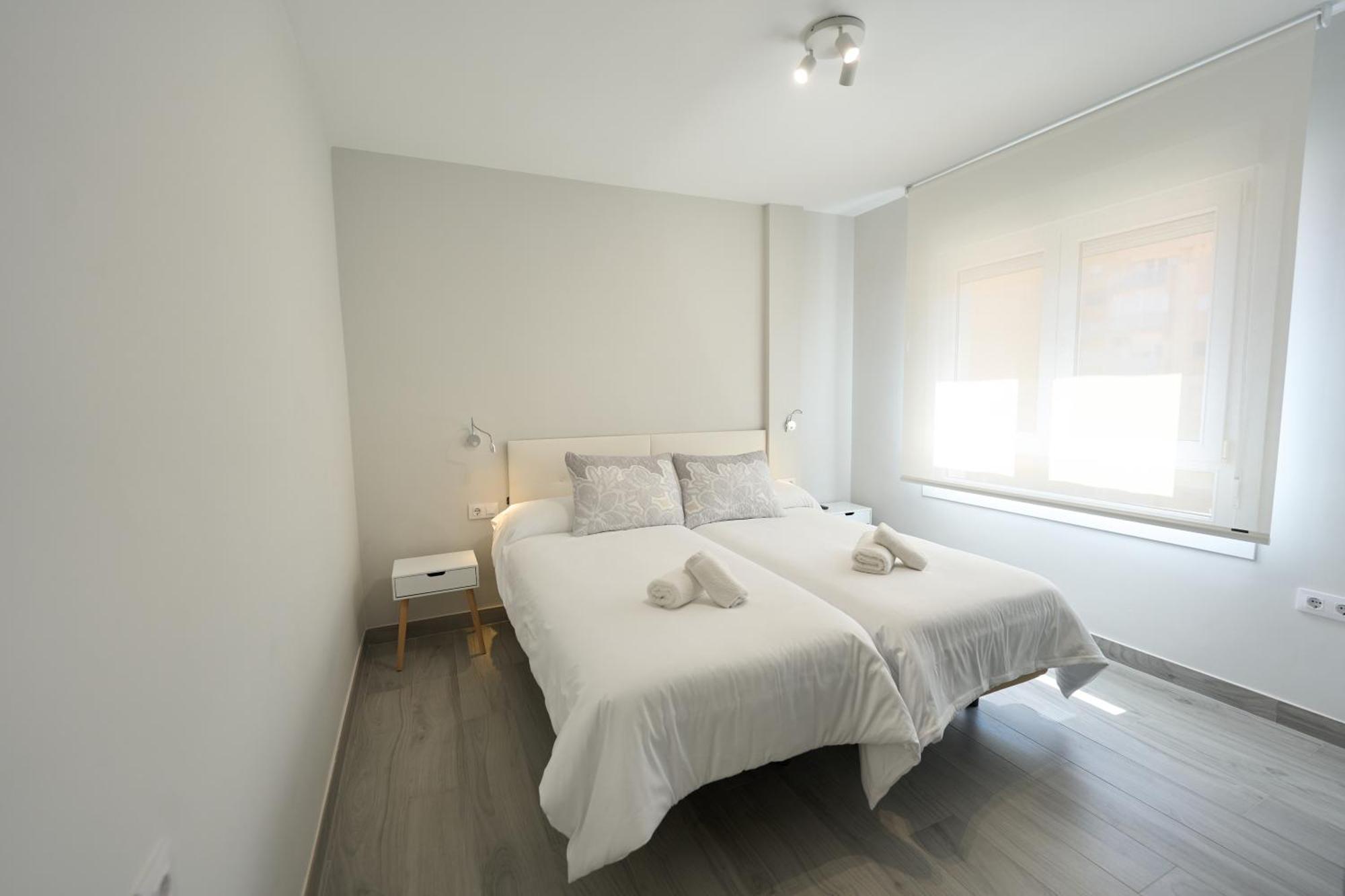 Paseo Maritimo - Apartamento A Estrenar, A Pie De Playa, Con 2 Banos Almería Exterior foto